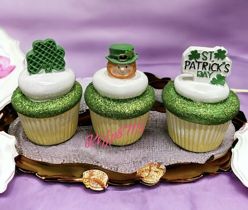 3 pc Martha Stewart Cupcake St Patrick’s Day Clover glam resin Glitter Green New - Picture 2 of 2