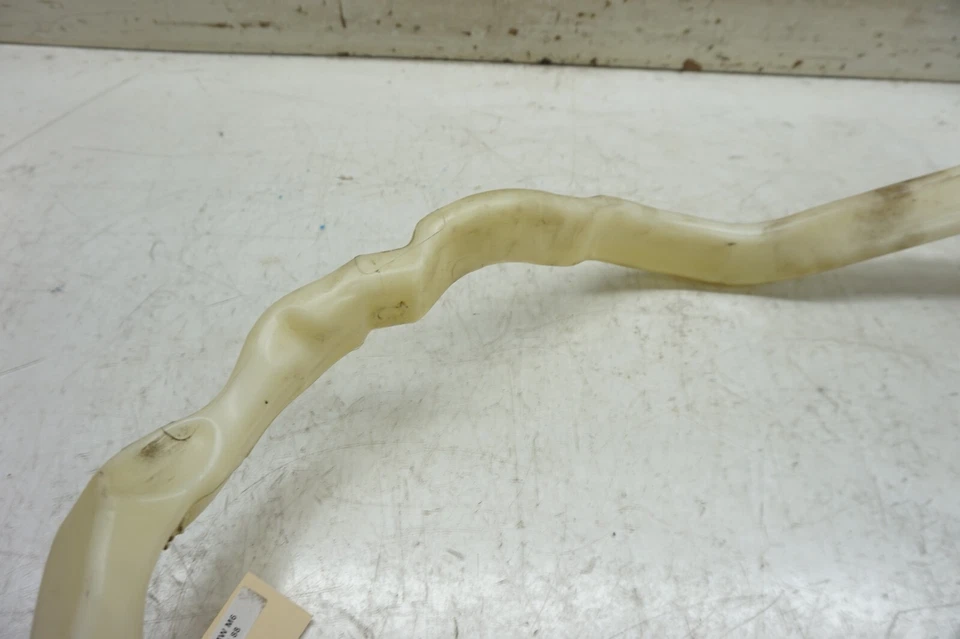 2013-2018 BMW M6 F12 OEM lavadora de para-brisa reservatório de fluido pescoço de enchimento 203270 - Imagem 3 de 4