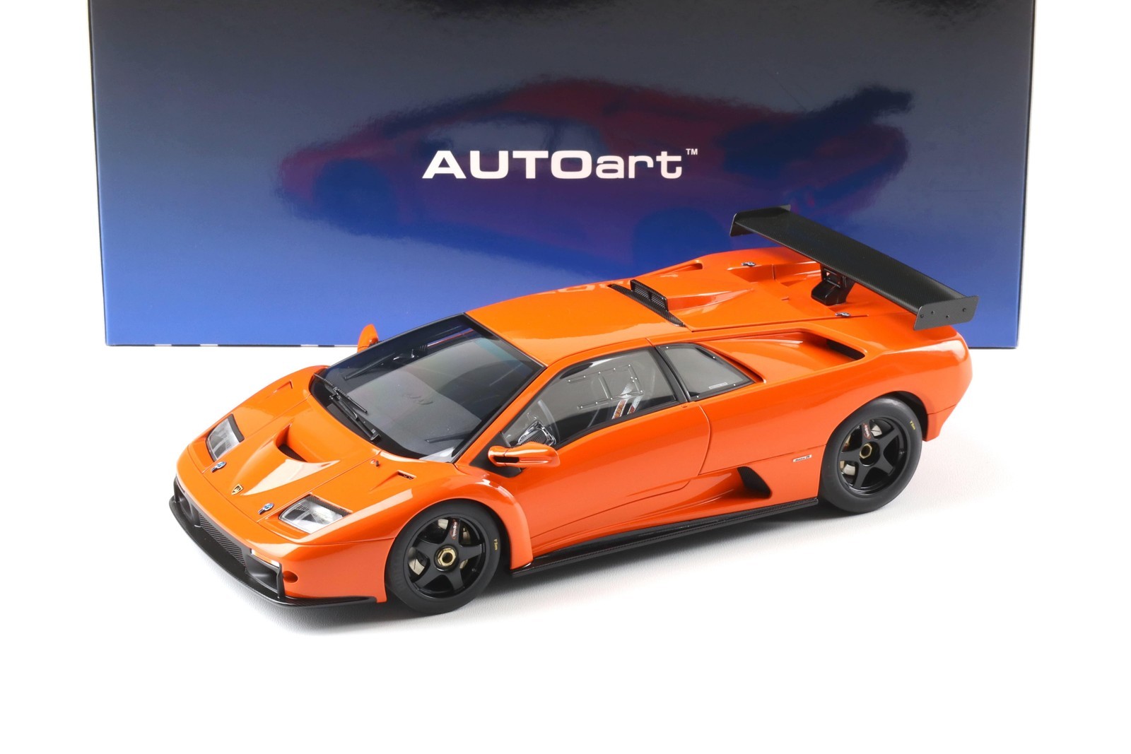 1:18 AUTOart Lamborghini diablo Gt-R Coupe 1999 Arancio Ishtar 79139