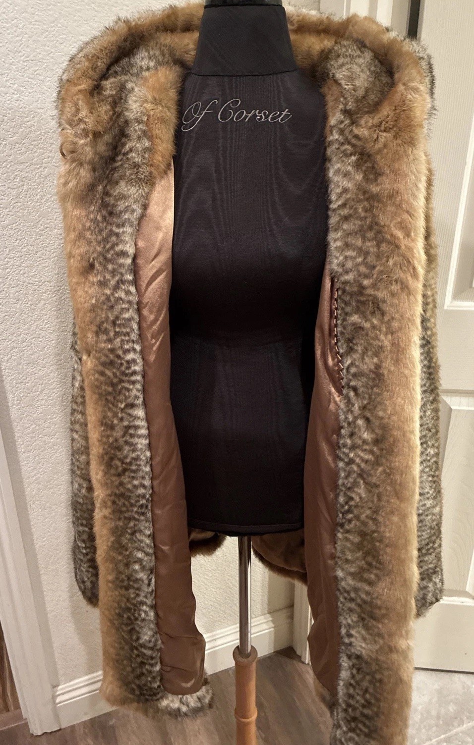 Dennis By Dennis Basso Winter Coat XL Faux Fur Hood Jacket Lined NWT