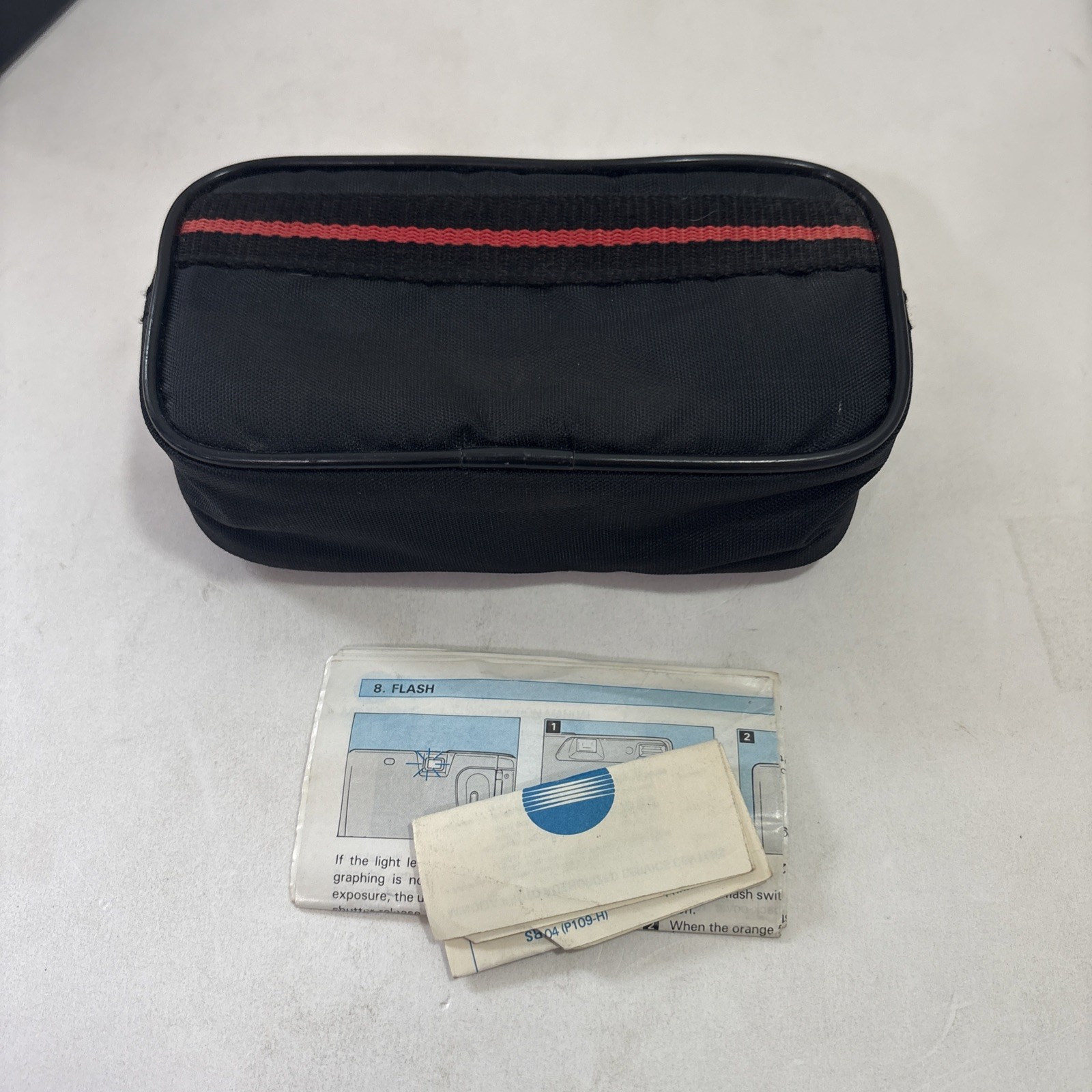 Vintage 35mm Minolta Freedom 50n Point and Shoot Film Camera UNTESTED