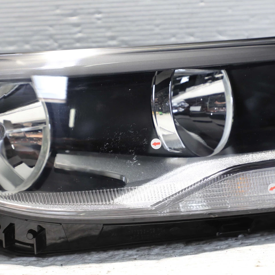 Faro lateral derecho halógeno Volkswagen Touareg 2011-2014 OEM 1EL-010-749-26 Foto 4 de 4