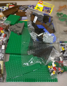 LEGO Adventurers 5987 Dino Research Compound NEW! Island T-Rex Dinosaur