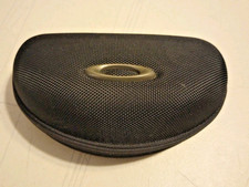 Oakley Soft Vault Sunglass Case Zipper pull Partially Cracked See Pics
