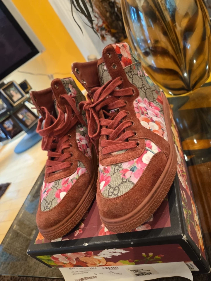 Mujer Gucci GG Blooms Supreme Floral Zapatillas Altas Talla 40 EE. UU. 10 Gamuza  Foto 4 de 4