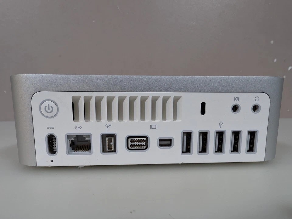 Apple MAC Mini A1283 2008 Model For Parts Or Not Working - No Power Adapter  - Image 4 of 4