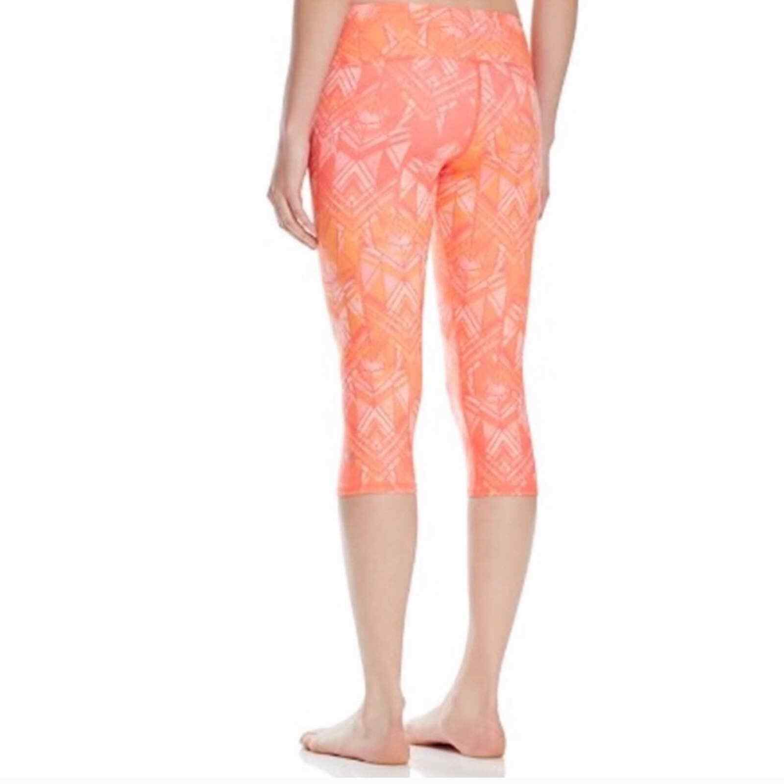 ALO Yoga Leggings Women's XS Orange Pattern Air Brushed Crop Geometric  Pocket | eBay