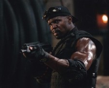 TERRY CREWS signed autograph 20x25cm THE EXPENDABLES in person autograph COA