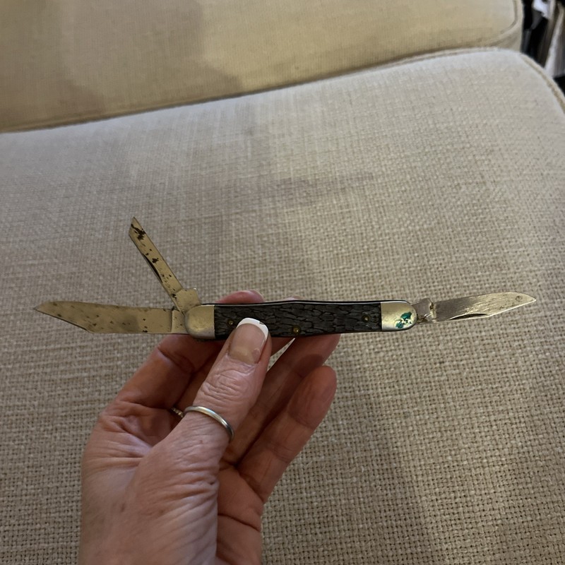 Camilus Pocket Knife 72