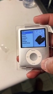 iPod Nano 3rd Gen 8GB | eBay