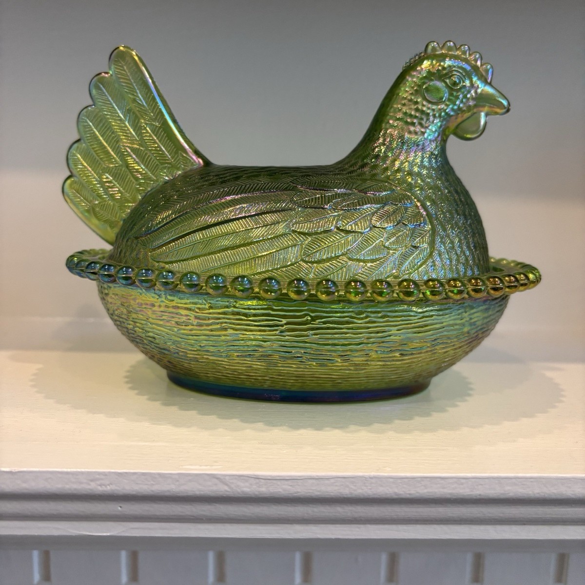 Vintage Indiana Glass Lime Green Carnival Hen on Nest 7” L MCM