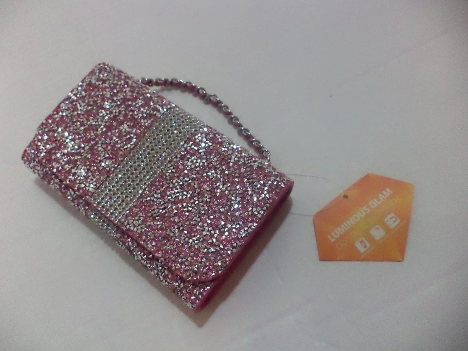 Reiko Hybrid Wallet Case for Apple Devices Dimension 6.05(L) X 3.18(H) X 0.67(W) - Image 2 of 4