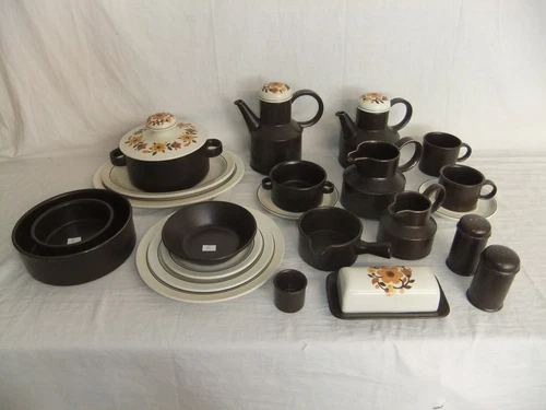 Midwinter Original Pottery Dinner Sets