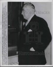 1952 Press Photo James P. Finnegan Awaits Jury Verdict on Bribery Charges