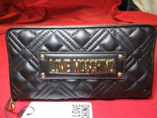 Love Moschino Black Zippered Quilted Wallet Purse Zip Interior Pocket NIB 