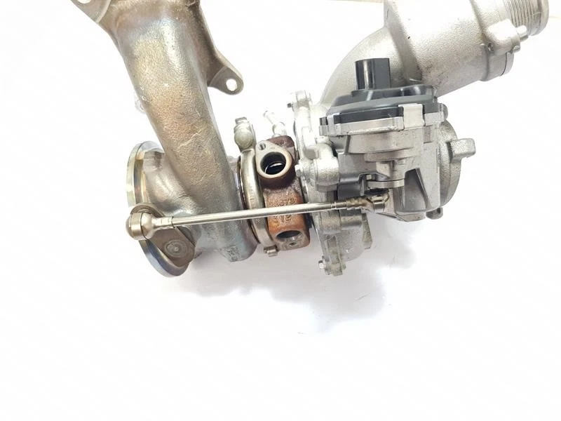 AUDI Q3 2023 TURBOCOMPRESOR TURBO 2.0 GASOLINA DNNA 06Q145701C Foto 4 de 4