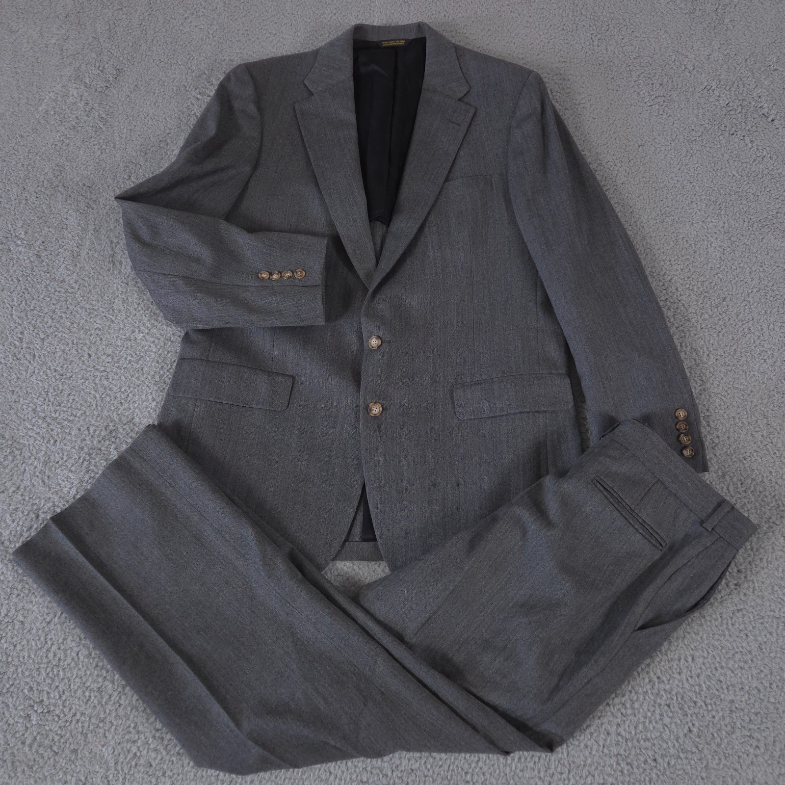 VINTAGE Gant 2-Piece Suit Men 42R Pants 33x31 Gray Herringbone Wool Slacks 80s