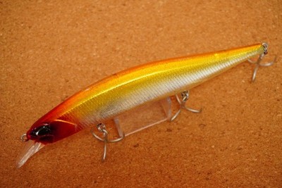 Duo  Realis Jerkbait 130 SP        (M501M3