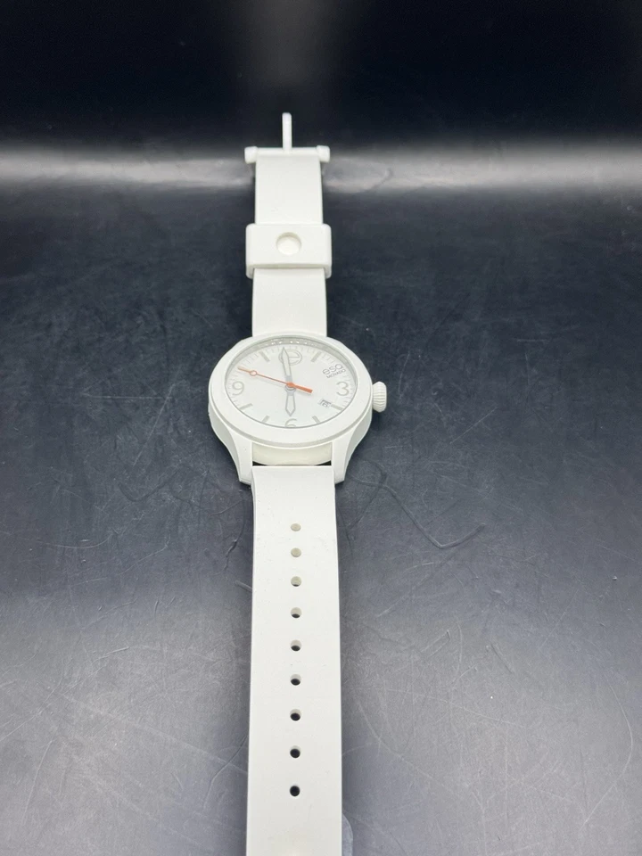 Reloj ESQ By Movado One Unisex Banda Silicona Blanca Cuarzo Suizo Acero Inoxidable Foto 2 de 4