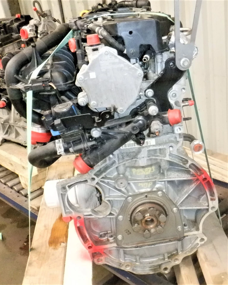 Motor Ford Escape Transit Connect Turbo 1,6 L (VIN X, 8º dígito) OEM Foto 2 de 4