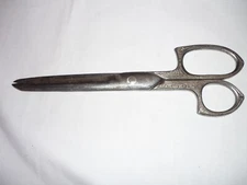 Vintage Antique EVERSHARP 8" Scissors with ORNATE DESIGNED HANDLES U.S.A.