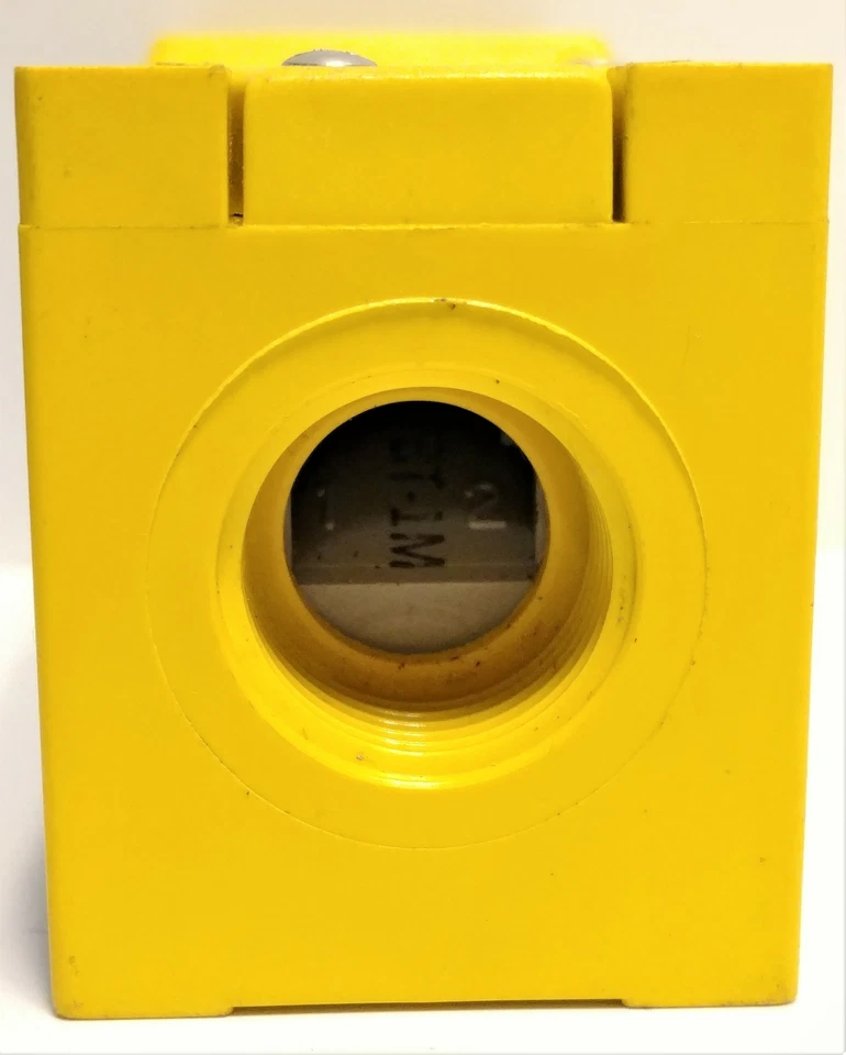 Banner Engineering EM3T-1M MULTI-BEAM Scanner Block - Image 4 of 4