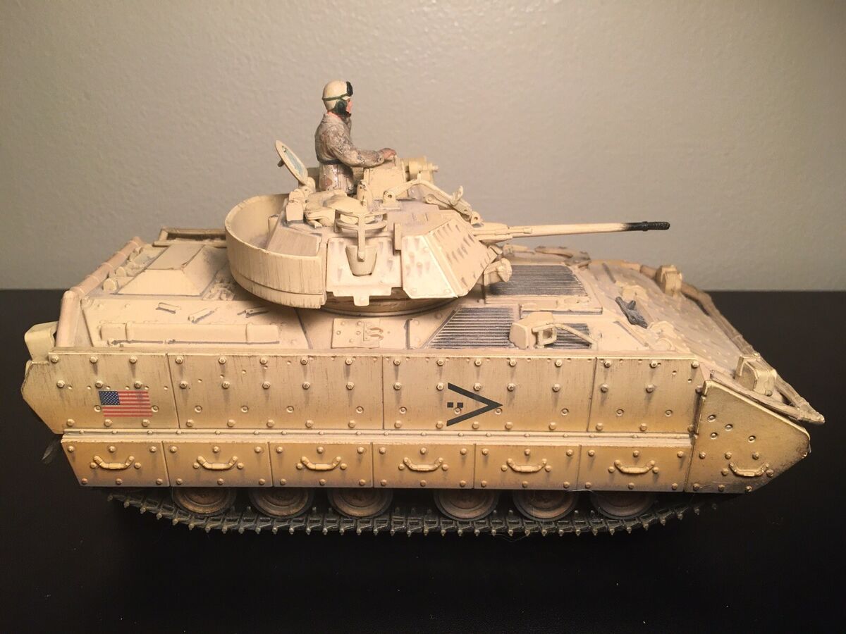 A07 Forces Of Valor Unimax 1:32 80002 U.S. M2A2 Bradley A07 Forces Of Valor Unimax 1:32 80002 U.S. M2A2 Bradley