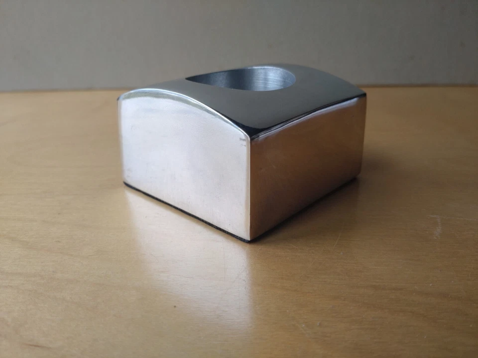 Portacandele quadrato in alluminio - Immagine 2 di 4