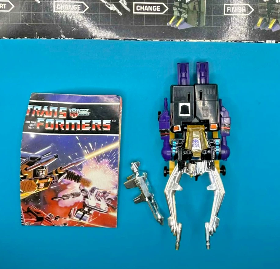 HASBRO G1 TRANSFORMERS 1984 METRALLA INSECTICON 100% COMPLETA CON CAJA Foto 2 de 4