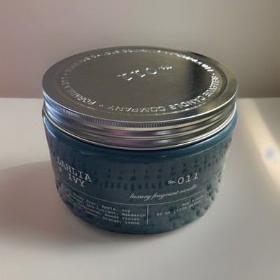 Bellevue 4-Wick Luxury Soy Candle 40 Oz DAHLIA + IVY Large Apple Jasmine Amber
