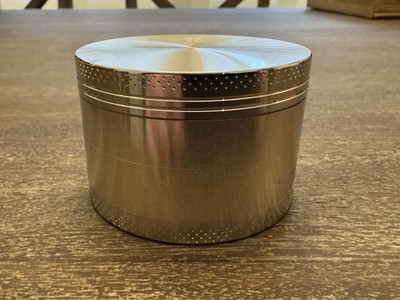 Brand New 4 PC Aluminum Tobacco Herb Spice Grinder