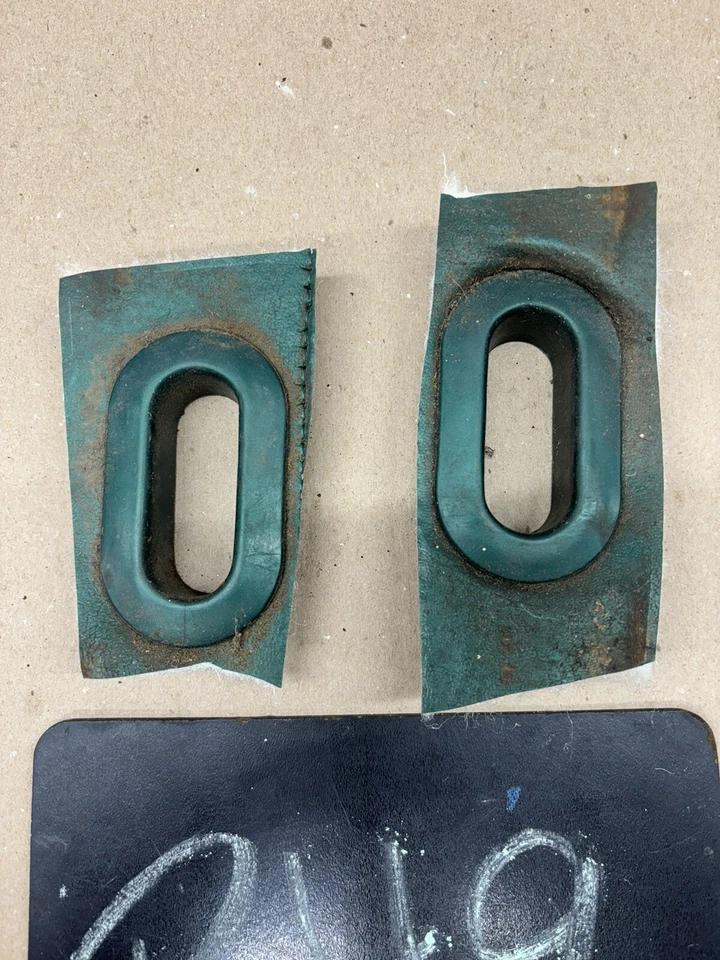 73 77 1978 1979 FORD TRUCK F100 F150 F250 TRACK BENCH SEAT BELT Seatbelt BEZELS - Image 2 of 4