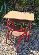 ANCIEN PETIT BUREAU D'ECOLIER EN BOIS ET FER CHAISE JACQUES HITIER