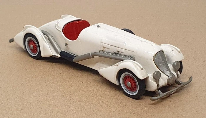 Western Models 1/43 Scale JK12 - 1935 Duesenberg SJ Special - White - Image 2 of 4