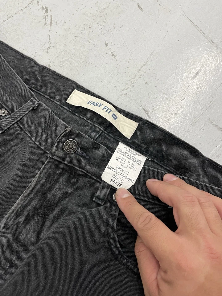 Vintage Gap Jeans Mens 36 30 Black Easy Fit Straight Denim Cotton Comfort Y2K - Image 2 of 4