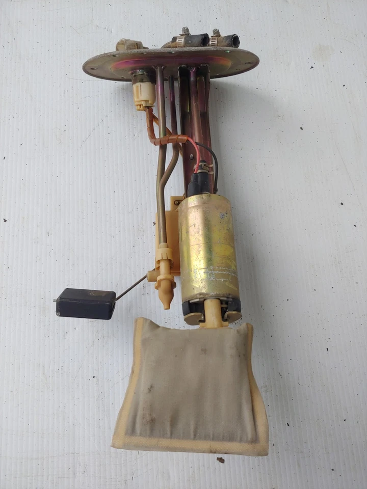 Bomba de combustible Subaru Legacy 2000-2003 2,5 L OEM Foto 4 de 4