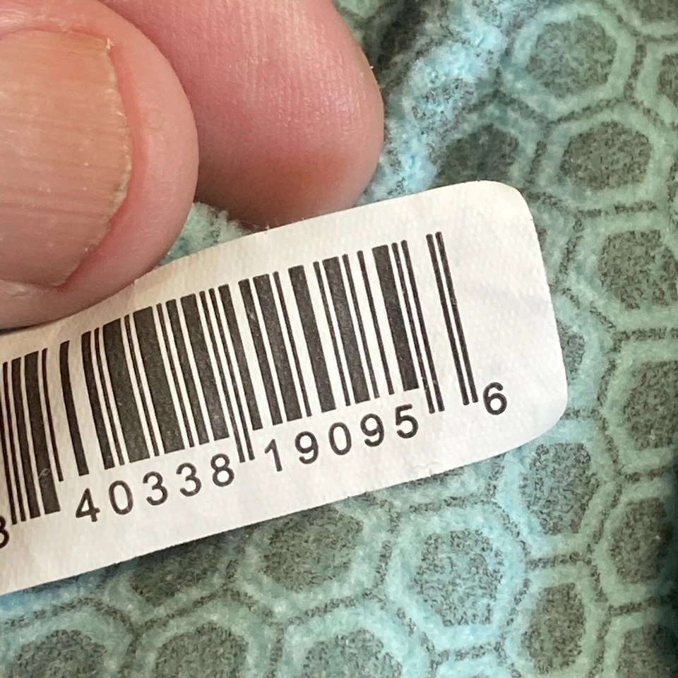 Realtree Edge Ladies Camo Beanie - Image 4 of 4