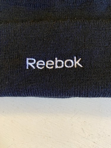 REEBOK - SCOTIABANK HOCKEY CLUB - BEANIE HAT - BLACK - NHL - Picture 5 of 9