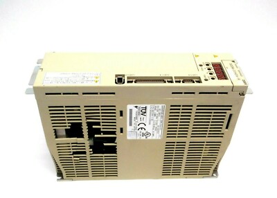 Yaskawa SGDM-20ADA-RY3 AC Servo Amplifier 12 Amp 3 Phase 200-240VAC