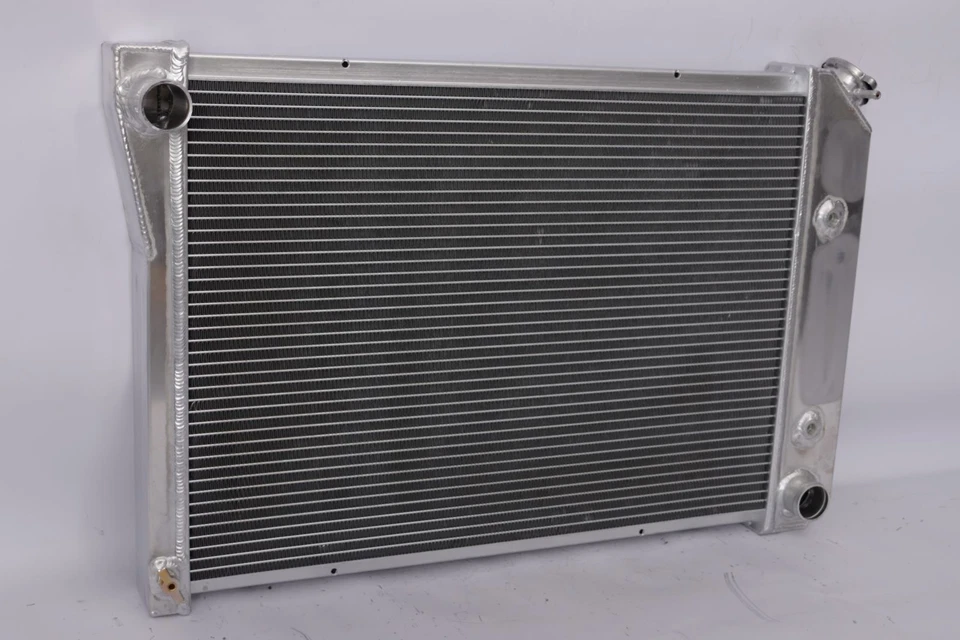 2.5"Core Thick 3 Row Aluminum DPI412 Radiator for 1968-1974 Chevy Nova 23" Core - Imagem 4 de 4