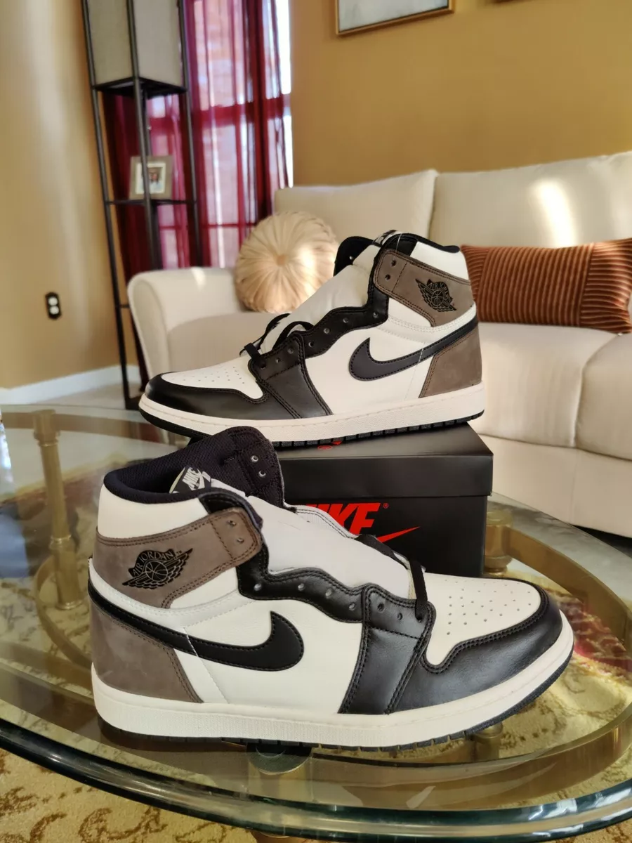 Nike Air Jordan 1 Retro High OG Dark Mocha 555088-105 / sz 10 Men's / AJ1 High