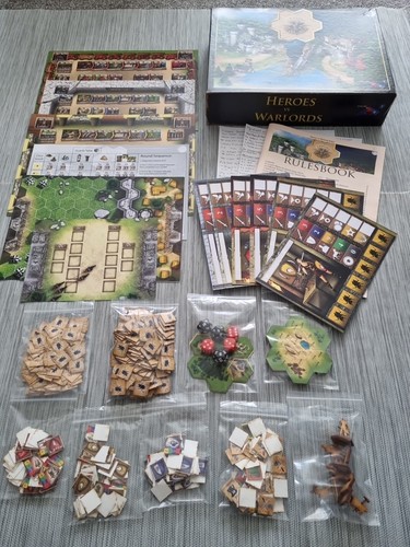 Juego de mesa Heroes Vs Warlords 2018 versión prototipo de UGG muy raro en muy buena condición - Imagen 2 de 23