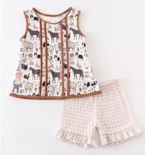 ON THE FARM PRINT SHORTS OUTFIT - New - Size 4