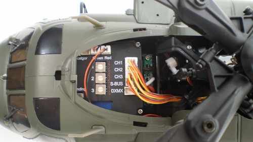 Yuxiang Yxznrc F09 BlackHawk 200 mm Klinge Maßstab Hubschrauber - Bild 7 von 7