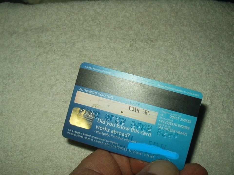 vtg visa debit barclays card united kingdom collectible from 2013 - Image 4 of 4
