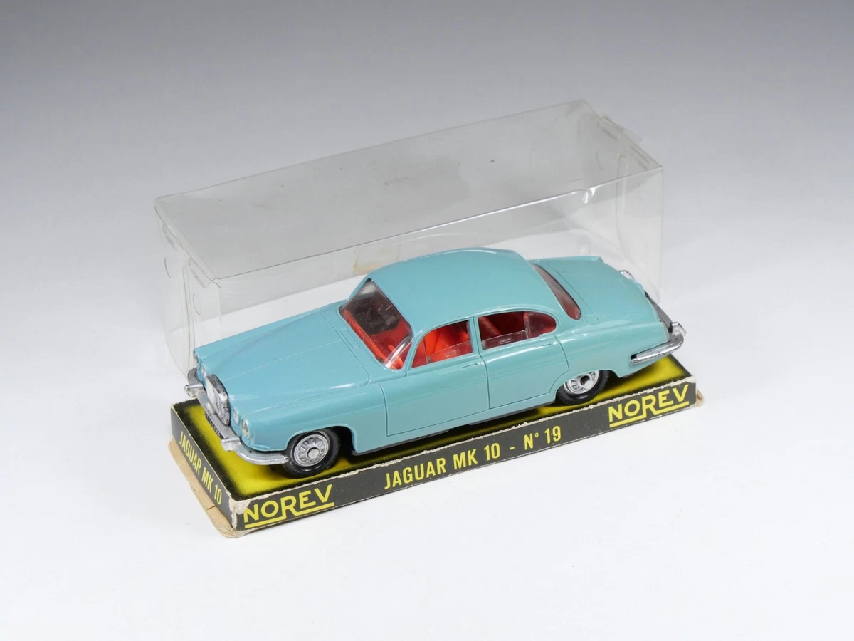 NOREV ref 19 - Jaguar MK 10 - 1/43 plastique ancien