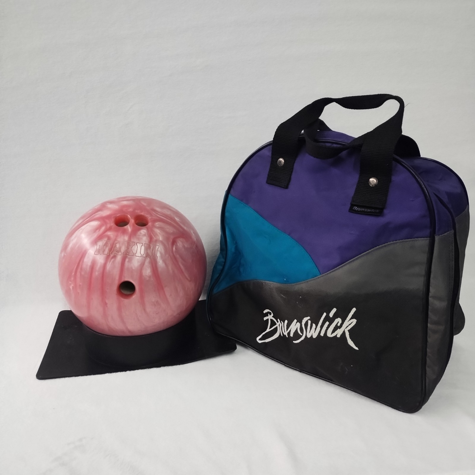 Vintage Ebonite MAXIM Bowling Ball Pink Swirl Lady 11 lbs Wi