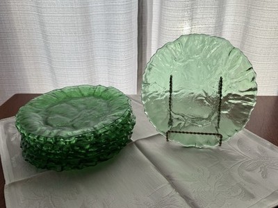 Vintage Morgantown Crinkle Glass Green Plates.  7 3/4 Inches diameter   Set of 8