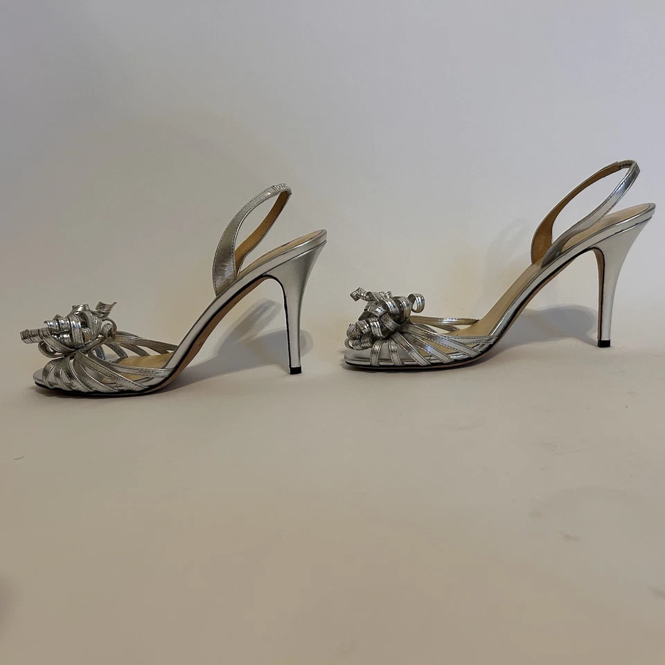 Kate Spade 银色高跟鞋凉鞋吊带蝴蝶结露趾 8.5 B 码意大利制造 — 第 2/4 张图片