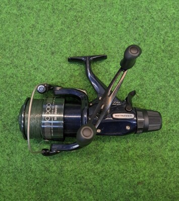 Shimano Baitrunner DL 10000 RA Freilaufrolle 1. Serie Karpfen Angeln Carp 1 v. 3
